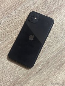 iPhone 11 / 64GB Čierny Super stav - 5