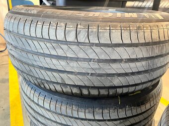 Predám nové pneu Michelin Primacy 4 235/45 R20 100V - 5