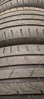 Predám 4ks jazdené zimné 215/55r17-94V Hankook - 5