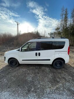 Fiat Doblo cargo combi 1,3 Jtd 90 E4 2010 - 5