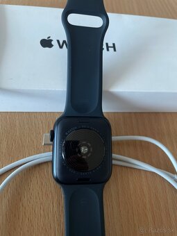 Apple Watch SE ( 44 mm ) - 5