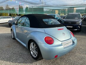 Volkswagen Beetle Cabrio 1.6 75 kW - 5