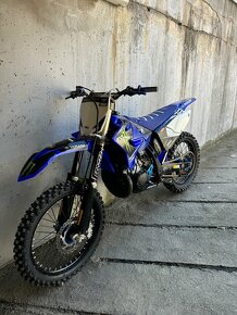 Yamaha YZ250 - 5