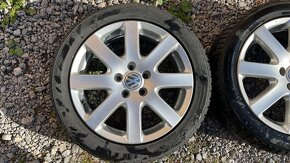 Originál VW disky 17’’ NEXEN zimné 205/50 8mm dezén - 5