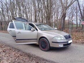 ŠKODA OCTAVIA 2 COMBI 2.0TDI. M6. 103KW - 5