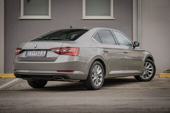 Škoda Superb 2.0 TSI 4x4 Style DSG - 5