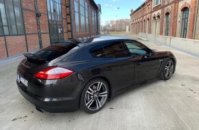 Porsche Panamera 3.0 - V6 ,8/2011 - 5