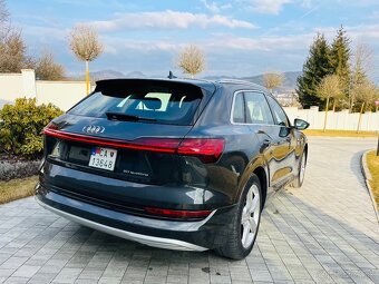 2019 Audi Etron quattro - 5