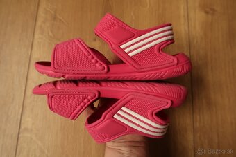 Letné dievčenské sandálky ADIDAS č. 30 - TOP STAV - 5