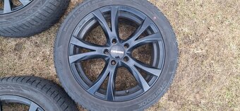 Zimna sada Carmani 5x112 235/45 R17 - 5