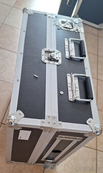 Predám Soundcraft FX16 + profi case       (UK) - 5