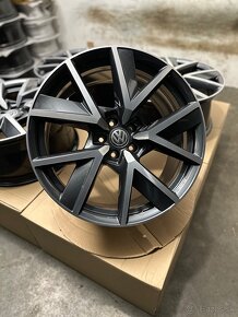 Nepoužité hliníkové disky 5x112 R20 VW Braga - Touareg RLine - 5