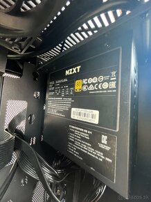 i7 8700K \ 16GB \ RTX 2080 8GB \ NVME 256GB \ 650W - 5