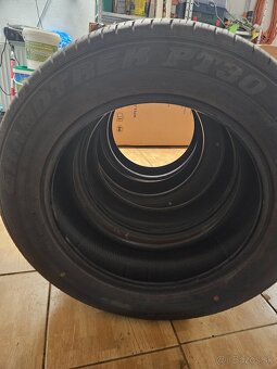 Dunlop GRANDTREK PT30  225/60R18 100H - 5