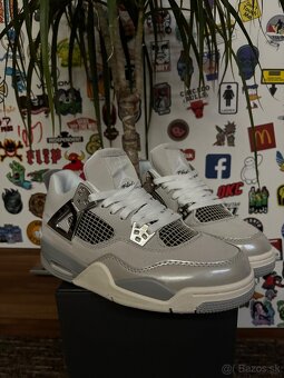 Jordan 4 frozen moments - 5