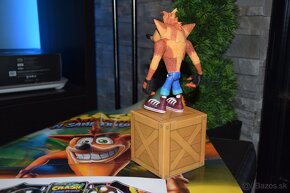 NECA Crash Bandicoot - 5