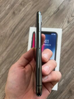 iPhone X 256GB Black - 5