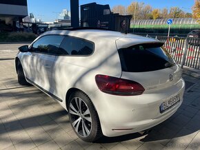 Volkswagen Scirocco 2.0TDI 2011 Edition - 5