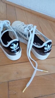 Biele tenisky Adidas Superstar veľ. 37 1/3 - 1x obuté - 5