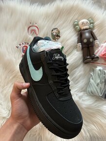 Nike Air Force - 5