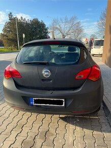 Opel astra J - 5