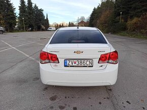 Chevrolet Cruze 1.6 benzín v TOP stave - 5