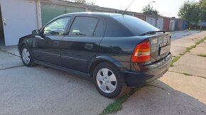 Opel Astra G 1.4 16V - 5