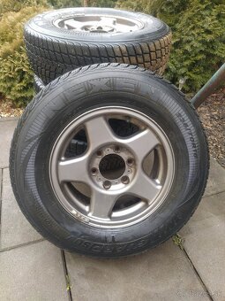 235/70 R16 - 5