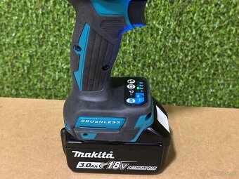 Makita DTW302 Aku rázový uťahovák 3/8" / Li-ion / 18V - 5