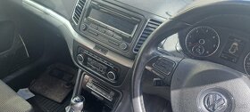 Volkswagen Sharan 2,0Tdi - 5