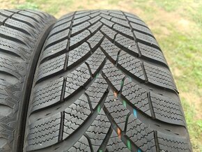 Zimne gumy 195/60R18 Semperit E- C4 4kusy - 5