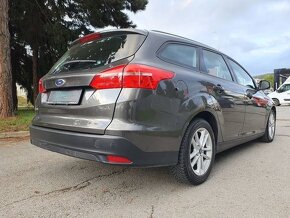 Predám  Ford Focus Kombi 1.5 TDCi Duratorq 120k Style - 5