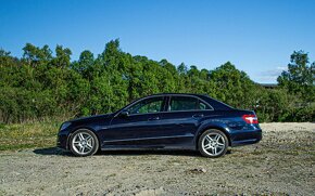 Mercedes-Benz E500 4.7 V8 4matic BlueEFFICIENCY 500HP - 5