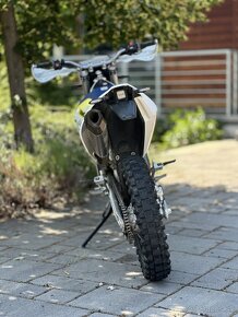 Husqvarna 701 enduro - 5