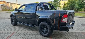 DODGE RAM 1500 SPORT 5.7 HEMI 4X4 NAJETO JEN 35tys km - 5