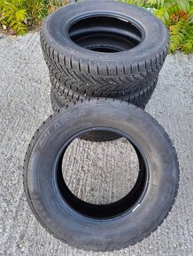 Zimne  215/70/R16 Competus Lassa - 4ks - 5