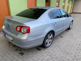 Volkswagen Passat 2.0 TDI Highline DSG - 5