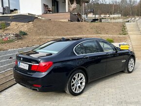 BMW 750i xdrive - 5