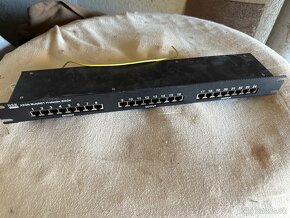 IP kamery Kedacom/ drziaky, kable, Patch panel - 5