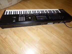 Korg PA5x-76. - 5