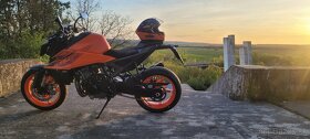 2024 KTM 990 DUKE Orange za 12999 € s TECH PACK  chcete ho ? - 5