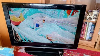 LCD TV Samsung LE32A559 - 5