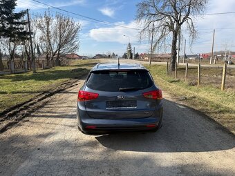 Predám Kia Ceed SW 1.4CRDI 141 500km - 5