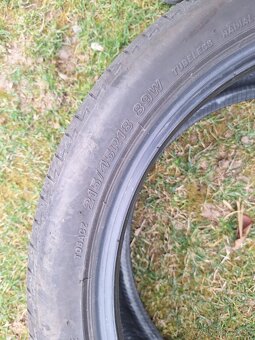 Predám pneu Bridgestone 215/45 r18 - 5