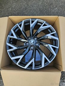 Nová alu kola Helix 19" Škoda Superb L&K 235/40 R19 - 5