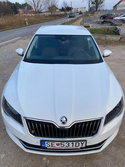 Predám Skoda superb 2,0Tdi 140kw, DSG, rv 2015.275700km - 5