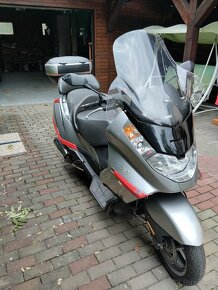 Aprilia Atlantic 500 - 5