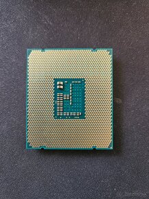 Intel Xeon E5 procesory - 5