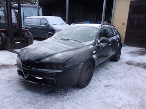 ALFA ROMEO 159 2.2 BENZÍN + 2,4 JTD - 5