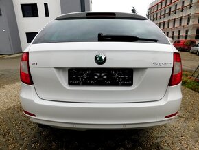 Škoda Superb Combi 2.0 TDI CR 140k Elegance DSG - 5